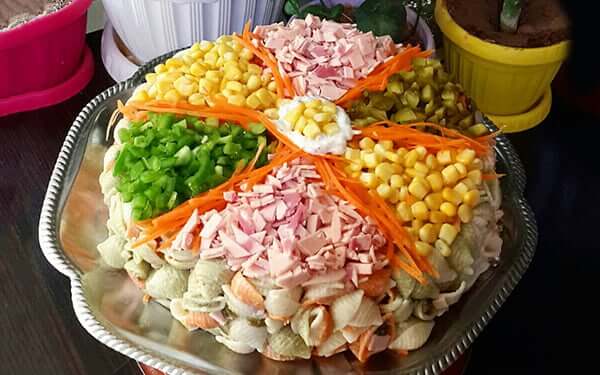 طرز تهیه سالاد ماکارونی با کالباس